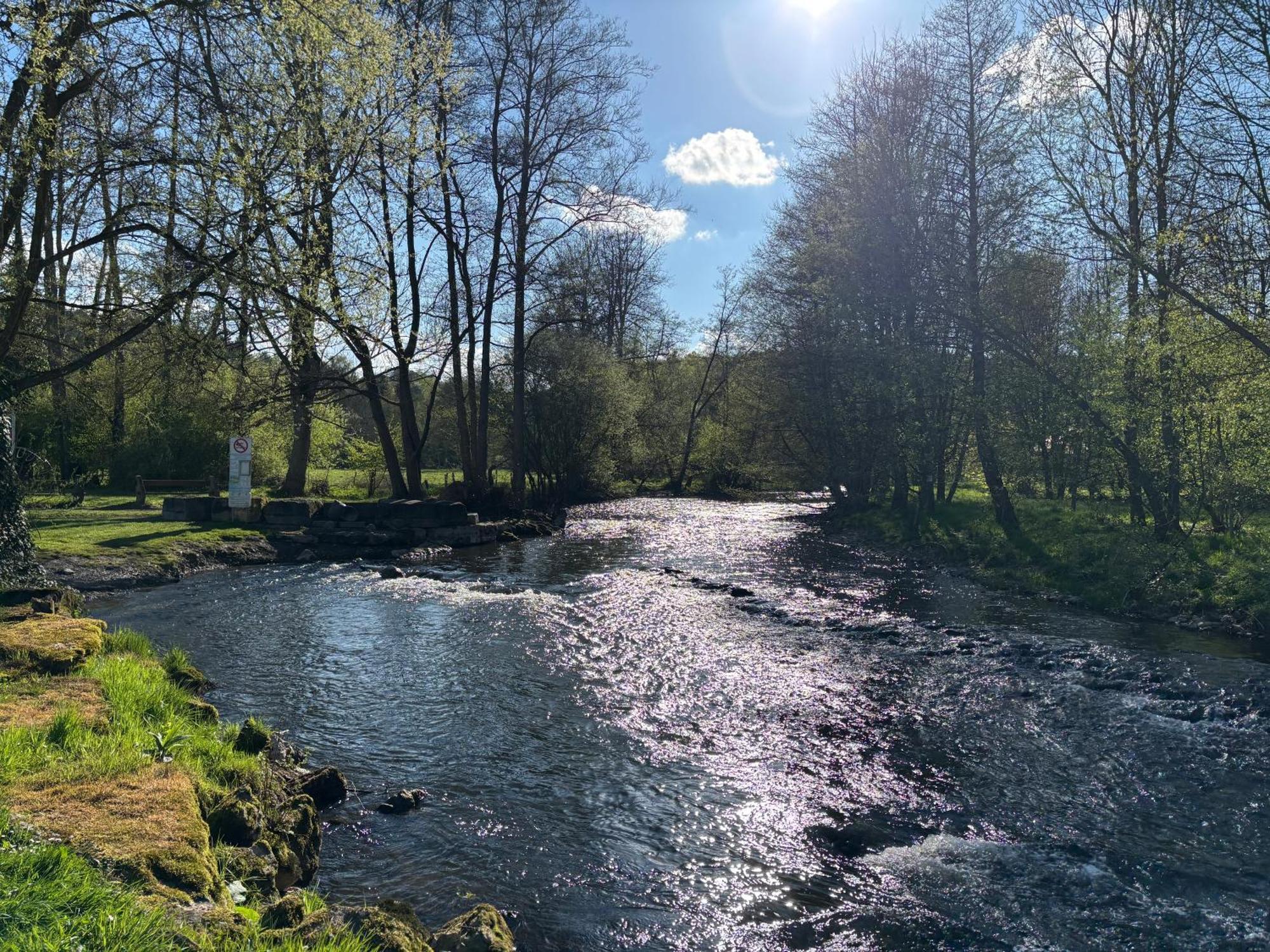 Au Charm'Han Han-sur-Lesse Extérieur photo